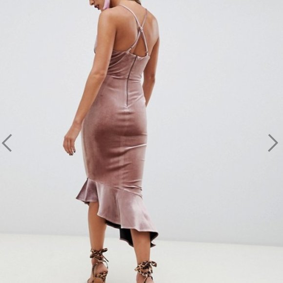 ASOS DESIGN velvet cami pephem midi dress - Picture 3 of 7